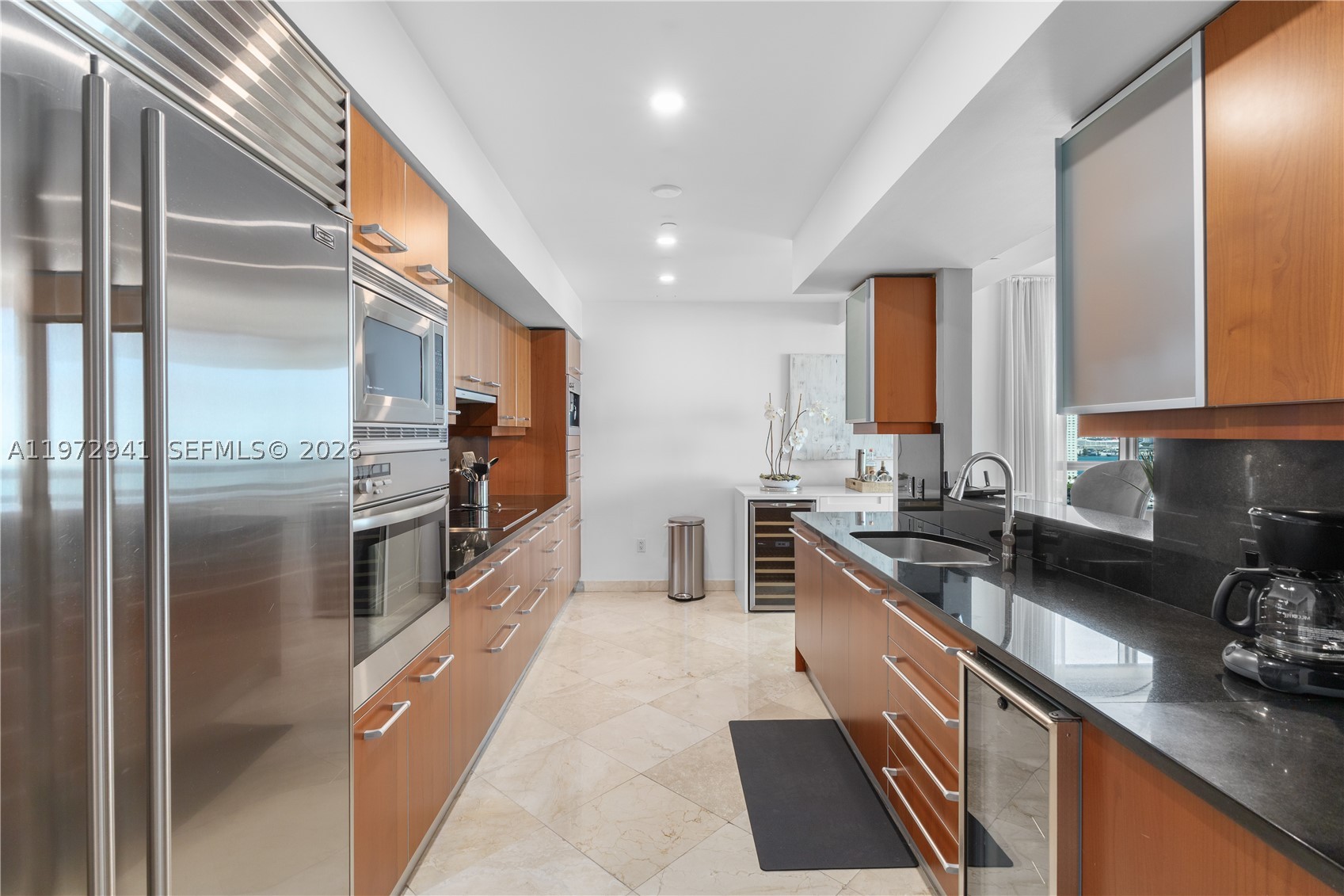 JADE RESIDENCES AT BRICKE - Residential