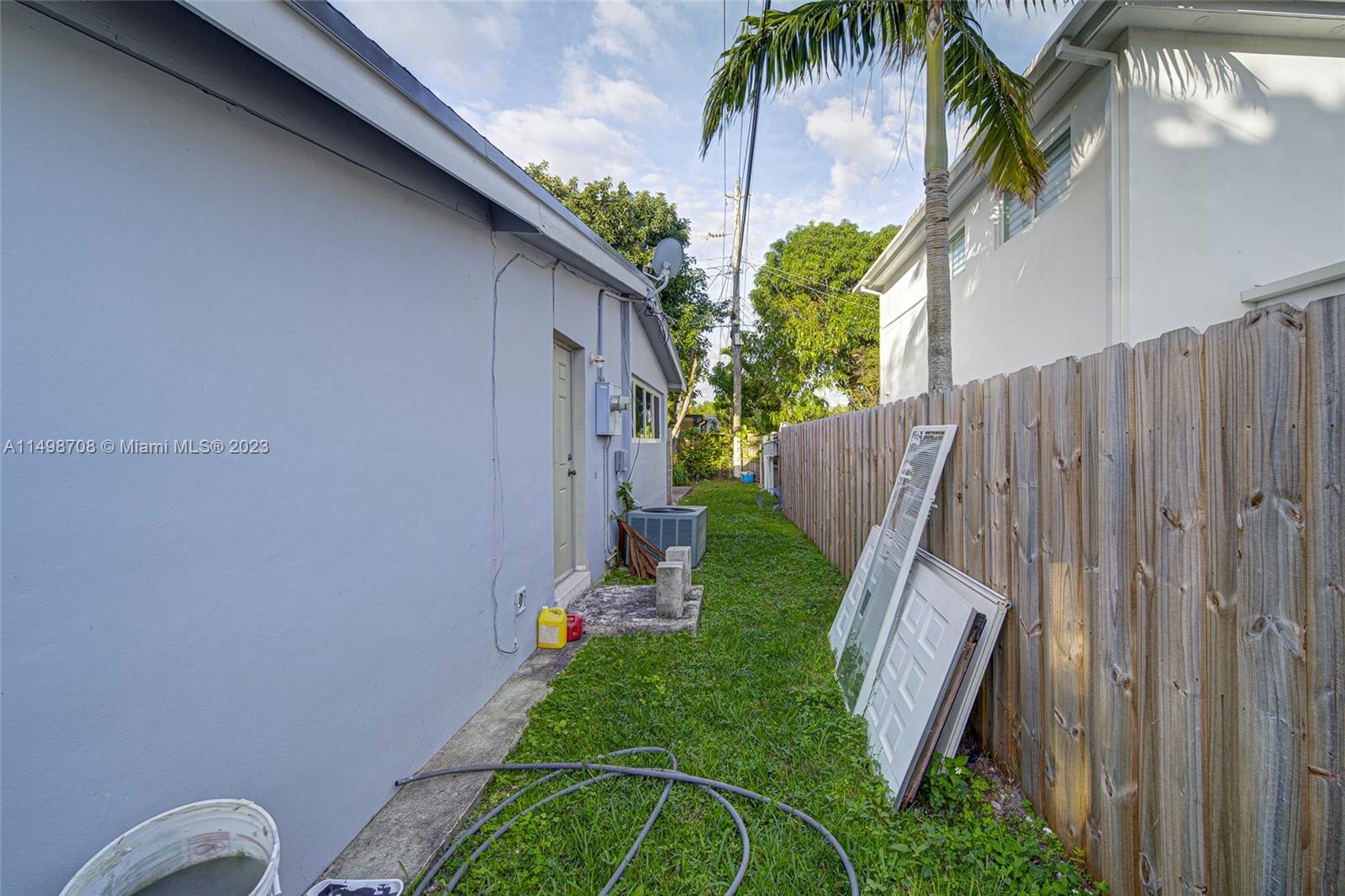 CORAL PARK ESTATES SEC 1 - Residential