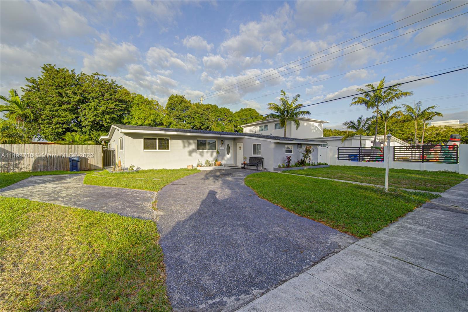 CORAL PARK ESTATES SEC 1 - Residential