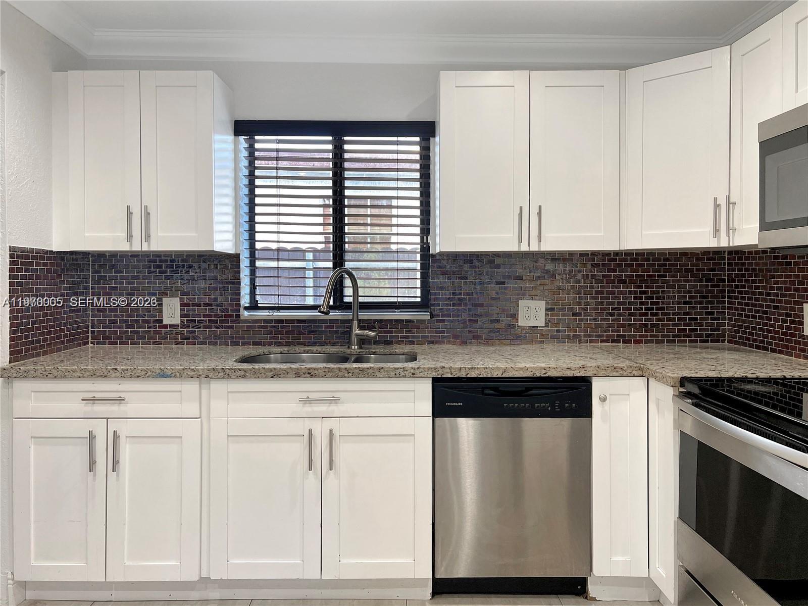 HIALEAH 12TH ADDN - Residential