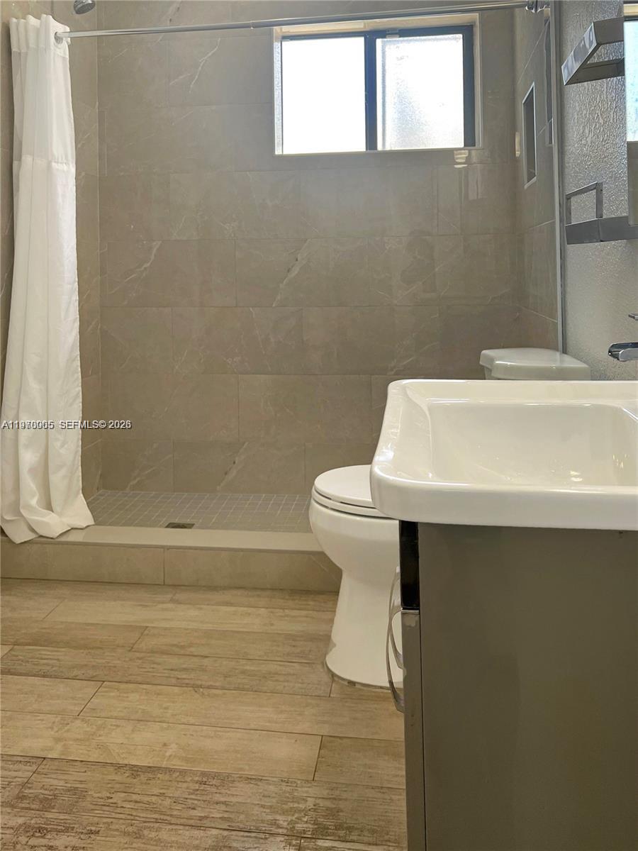 HIALEAH 12TH ADDN - Residential