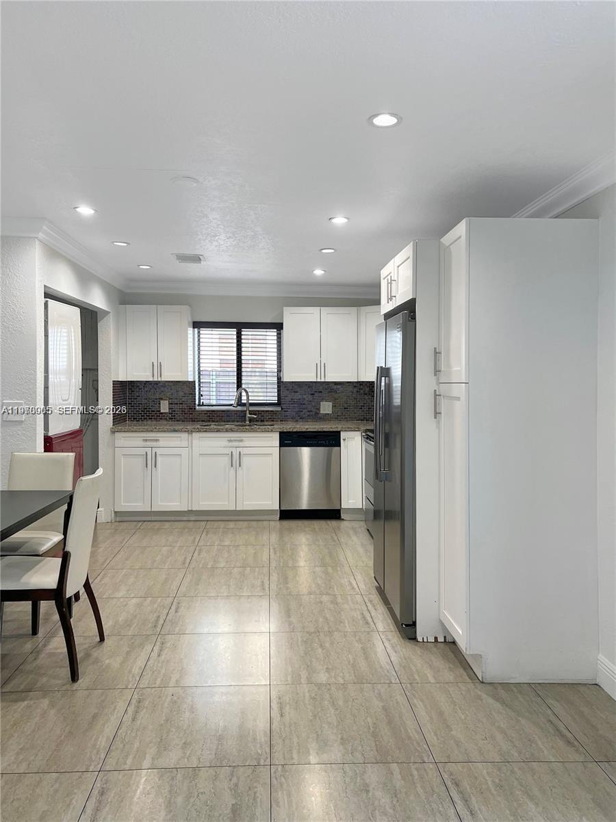 HIALEAH 12TH ADDN - Residential