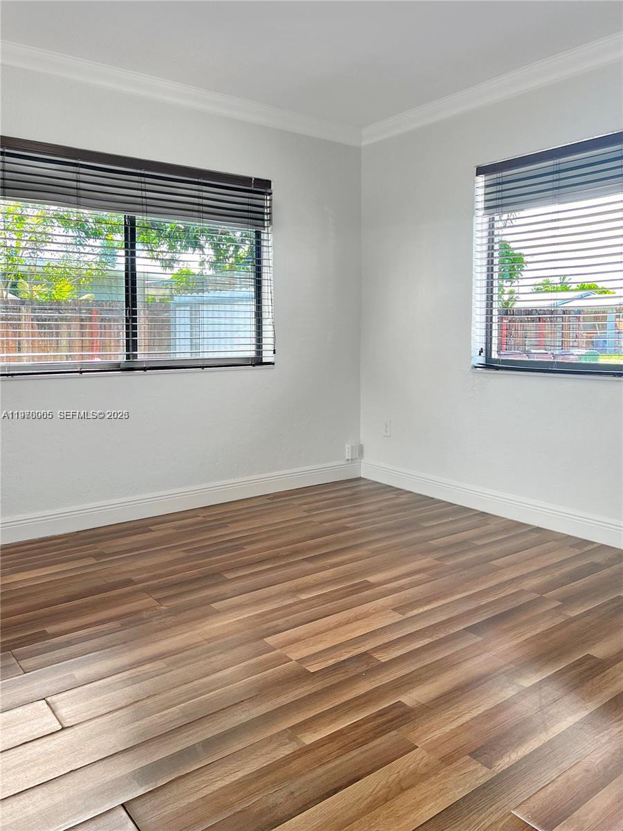 HIALEAH 12TH ADDN - Residential