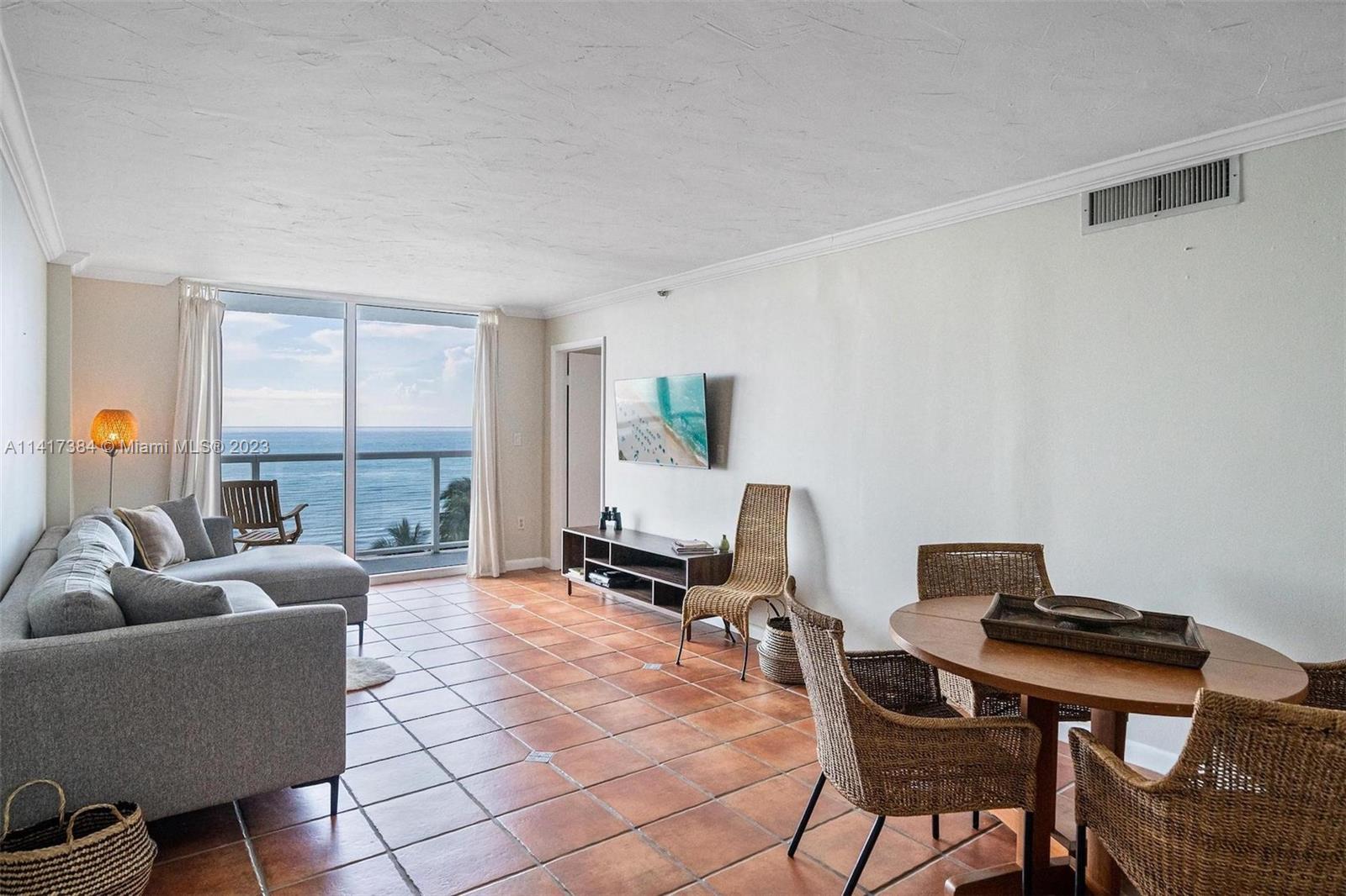 THE ROYAL CLUB CONDO - Residential