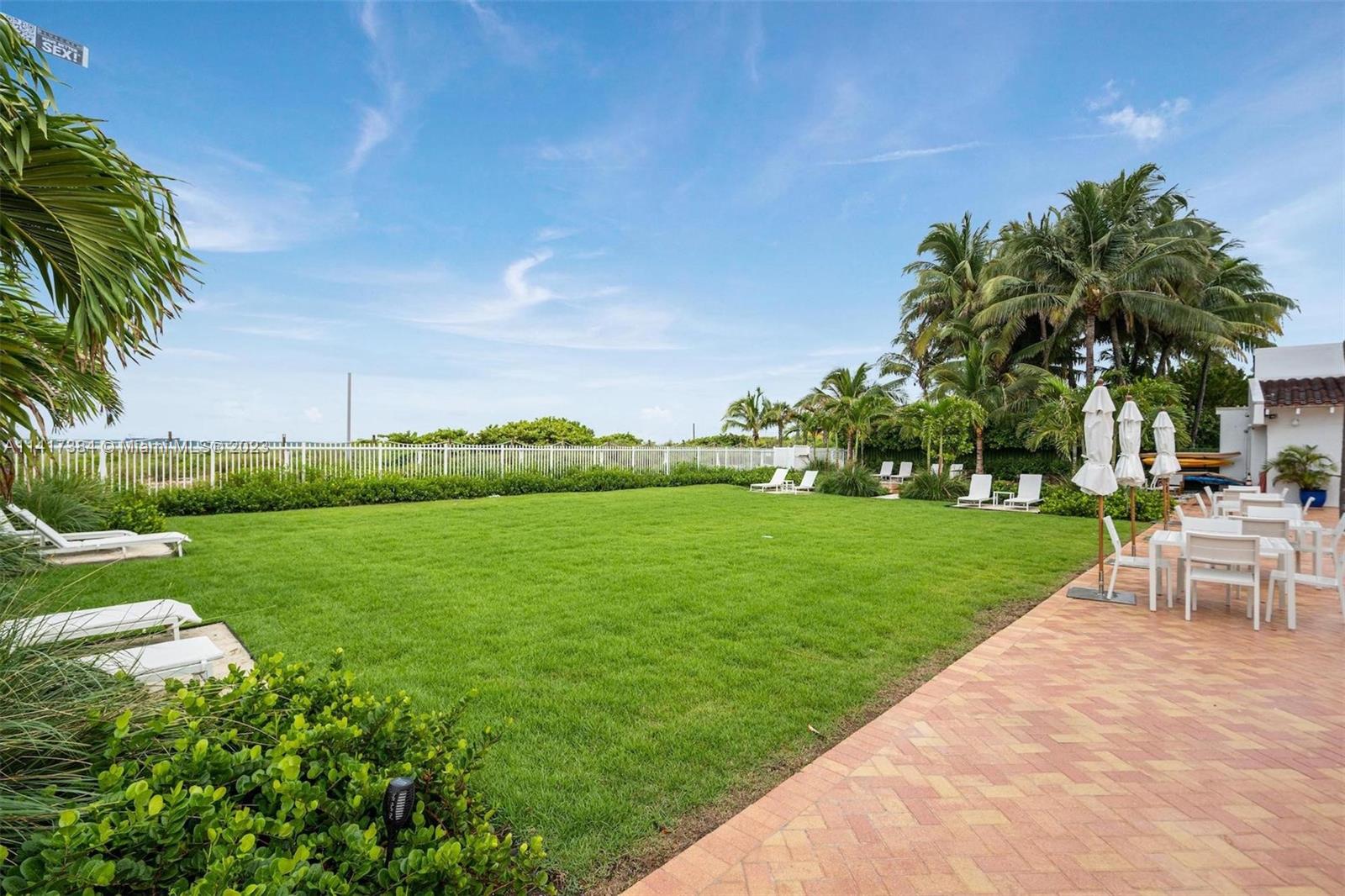 THE ROYAL CLUB CONDO - Residential