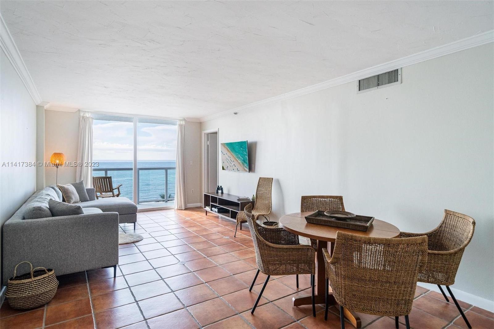 THE ROYAL CLUB CONDO - Residential