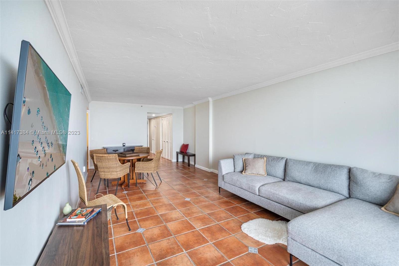 THE ROYAL CLUB CONDO - Residential