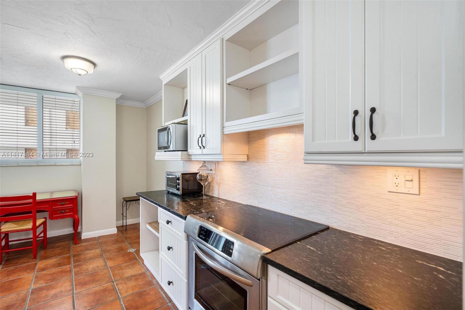THE ROYAL CLUB CONDO - Residential