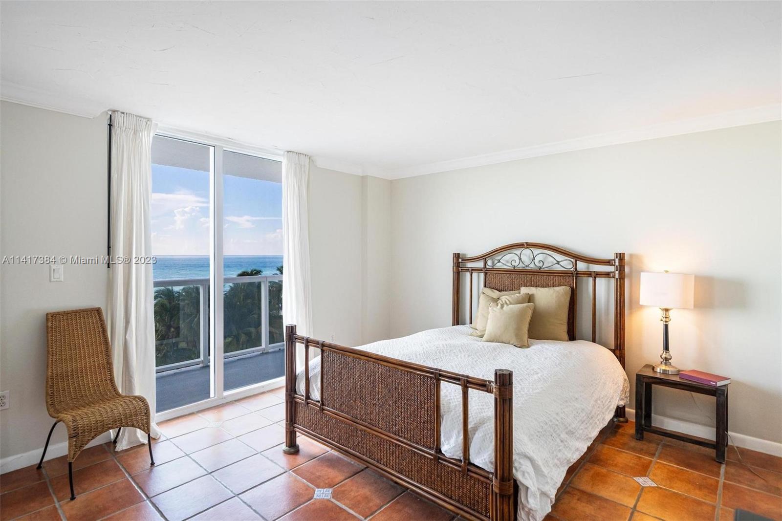 THE ROYAL CLUB CONDO - Residential
