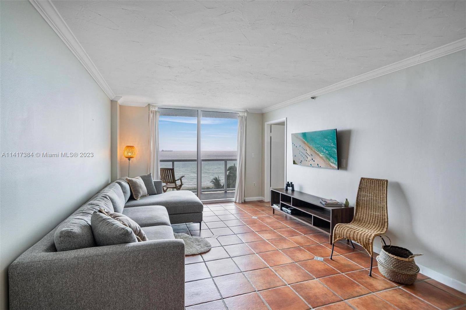 THE ROYAL CLUB CONDO - Residential