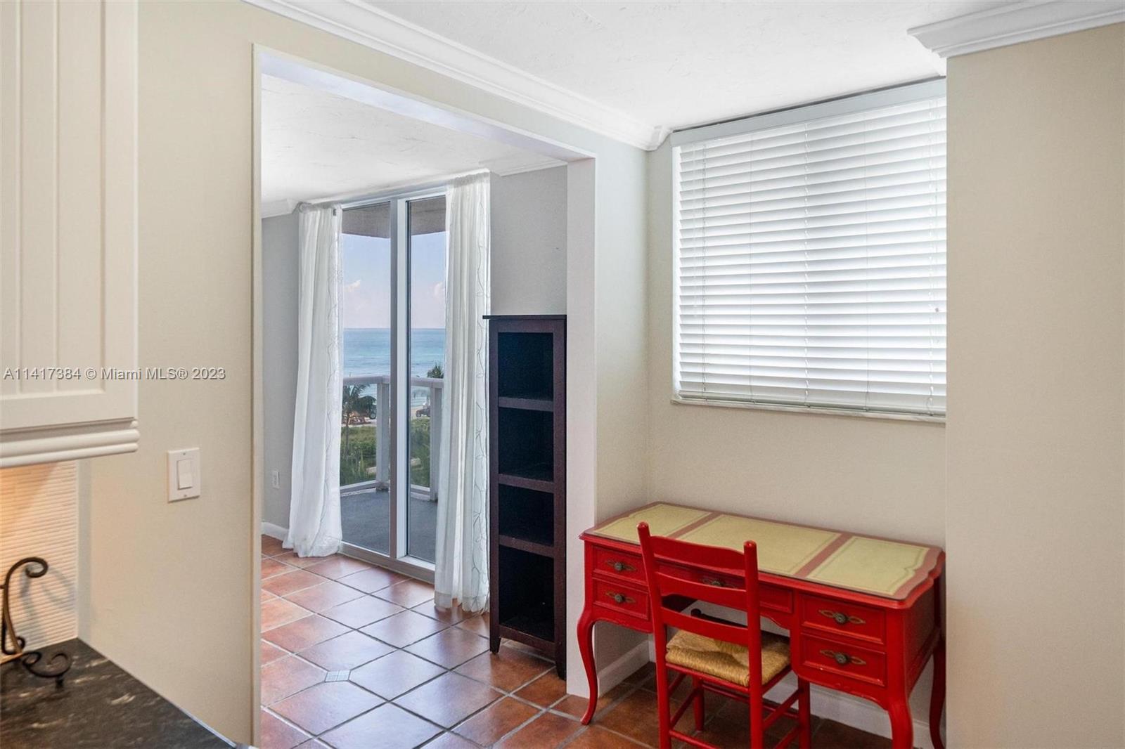 THE ROYAL CLUB CONDO - Residential