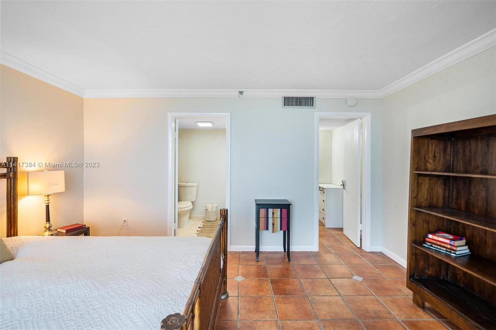THE ROYAL CLUB CONDO - Residential