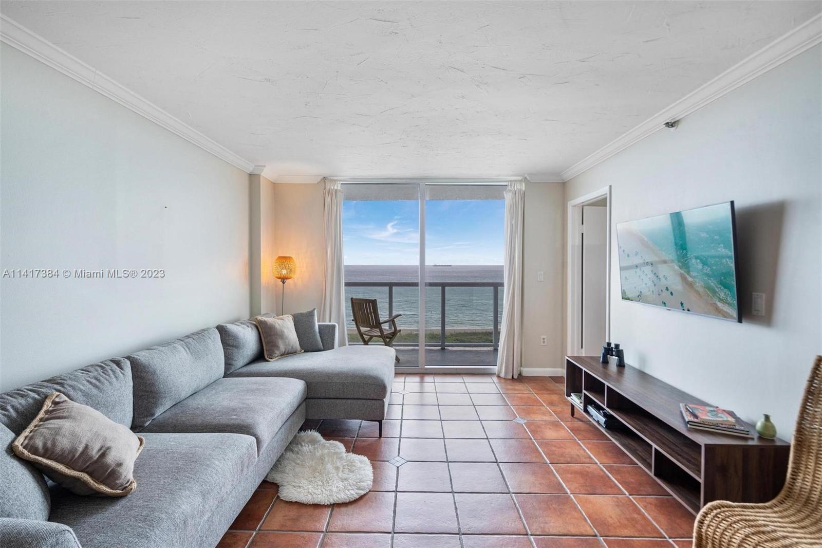 THE ROYAL CLUB CONDO - Residential