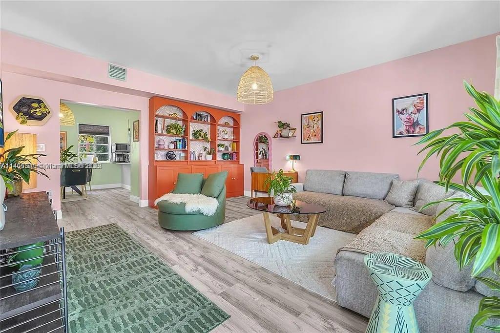 1525 PENNSYLVANIA CONDO - Residential Lease