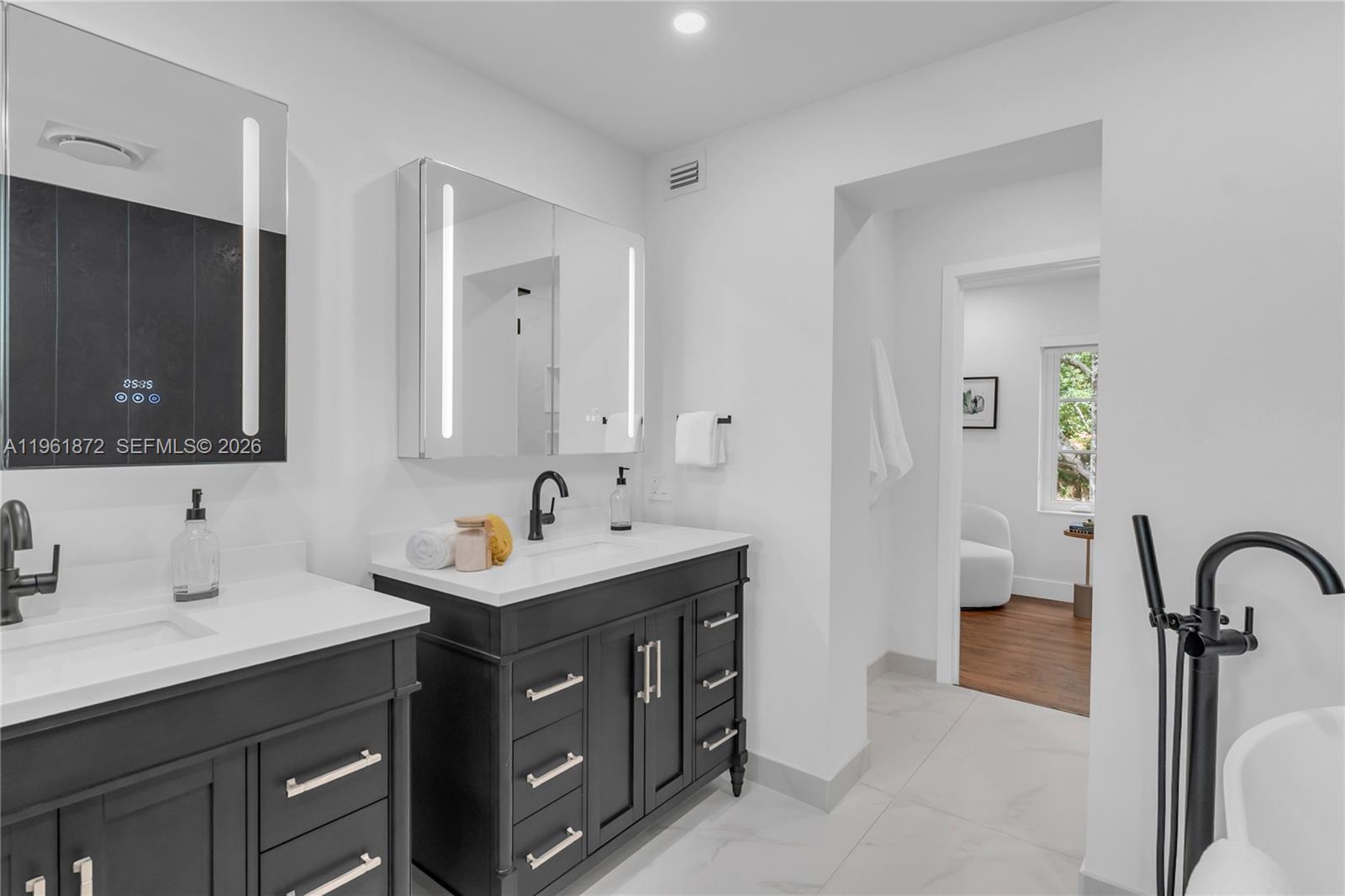 CORAL GABLES GRANADA SEC - Residential