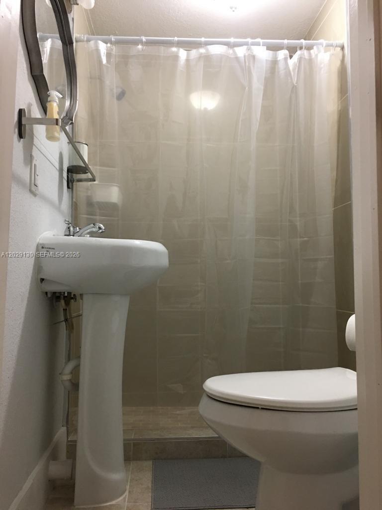 CENTRAL MIAMI PART 7 - Residential Lease