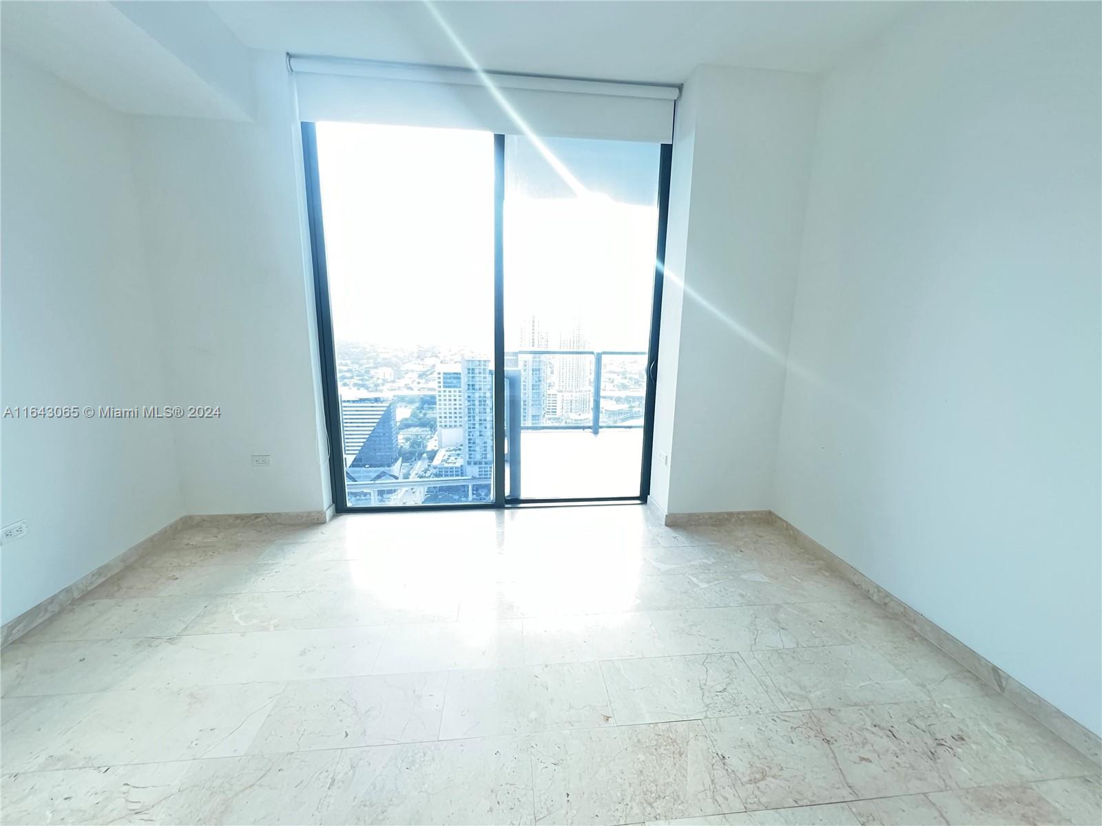 Reach-Brickell City Cente - Residential Lease