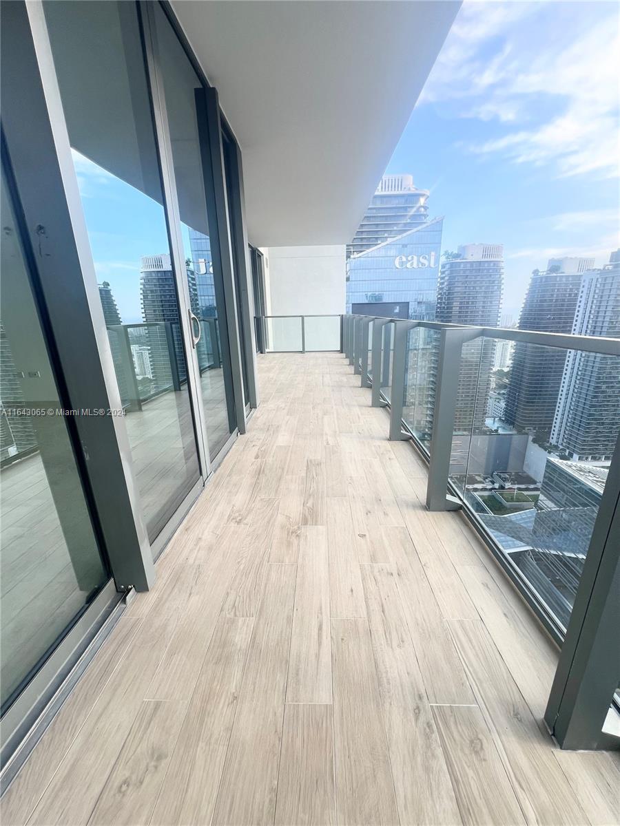 Reach-Brickell City Cente - Residential Lease