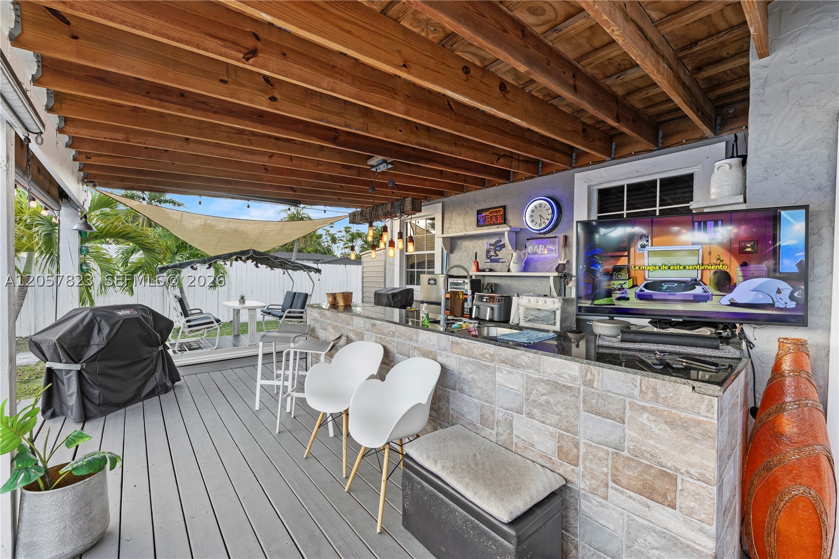 HALLANDALE BY THE SEA - Residential