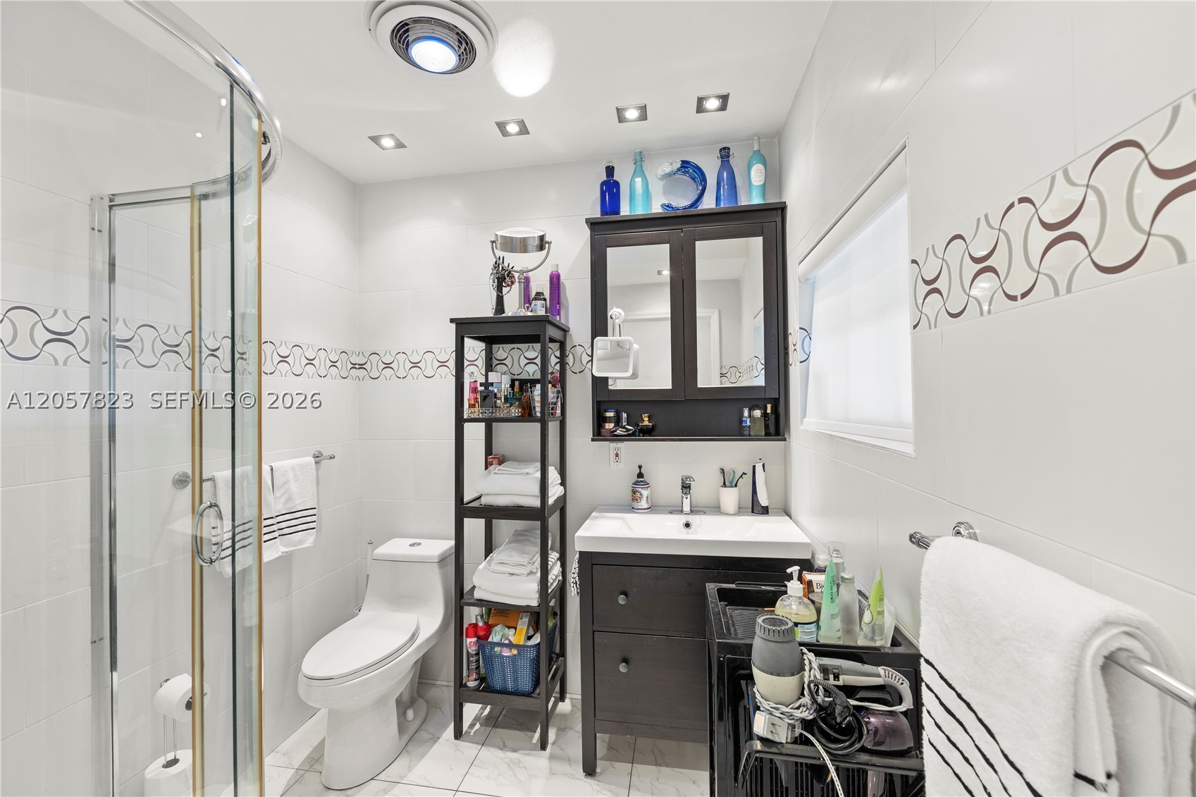 HALLANDALE BY THE SEA - Residential
