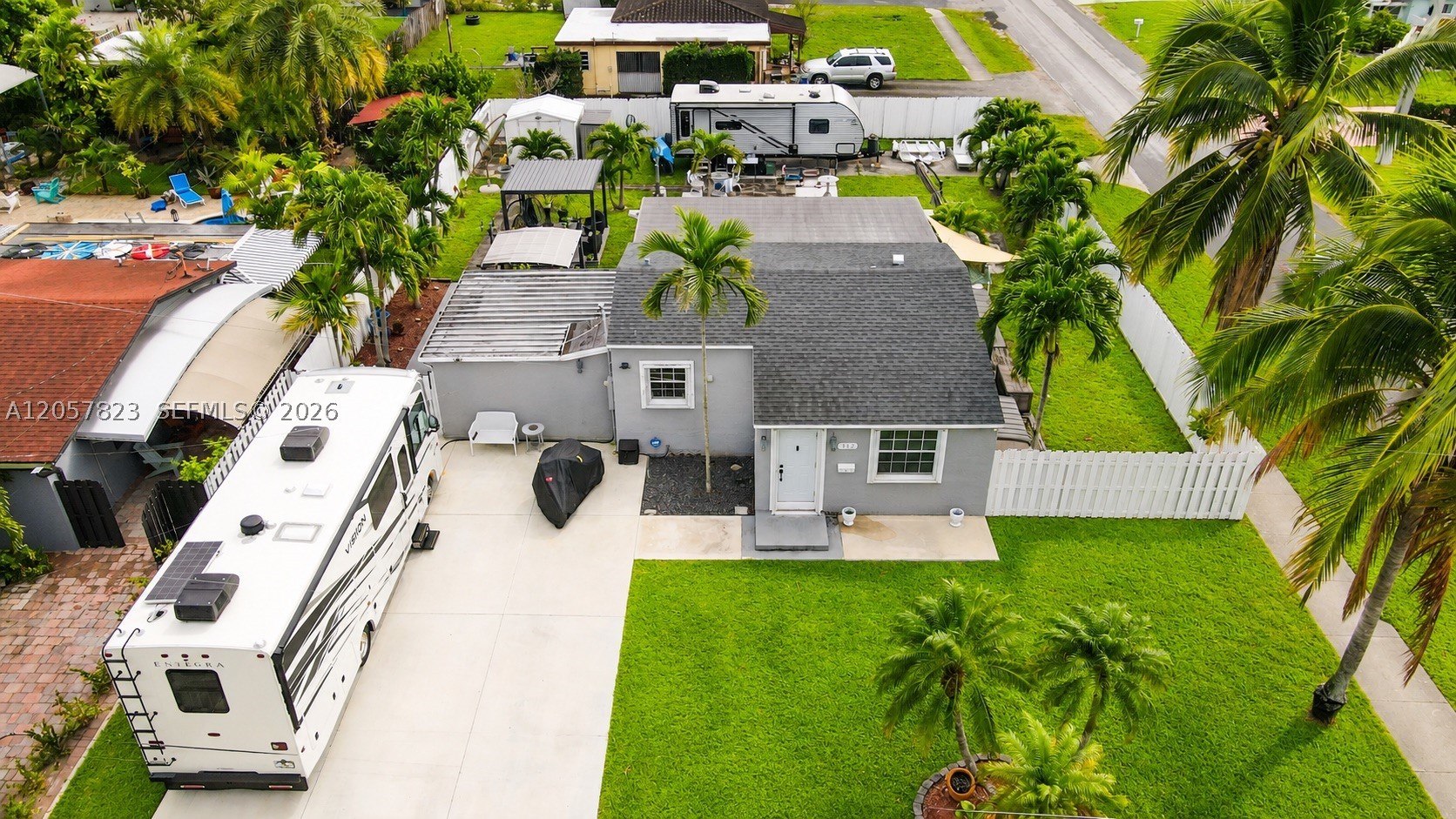 HALLANDALE BY THE SEA - Residential