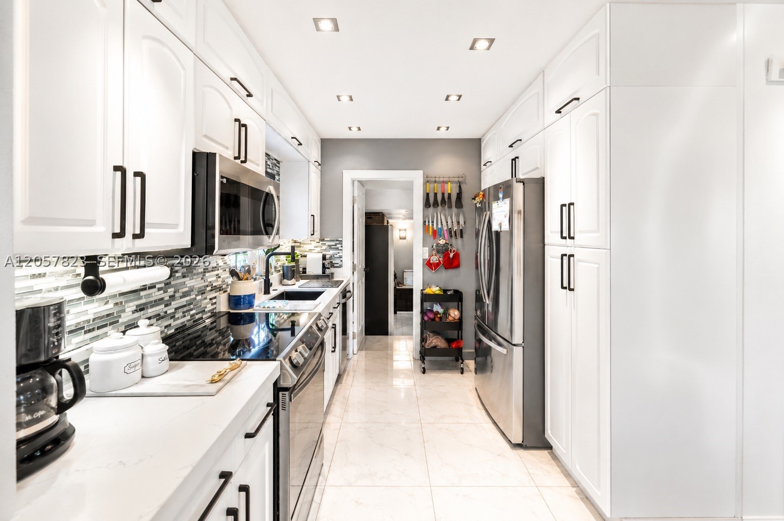 HALLANDALE BY THE SEA - Residential