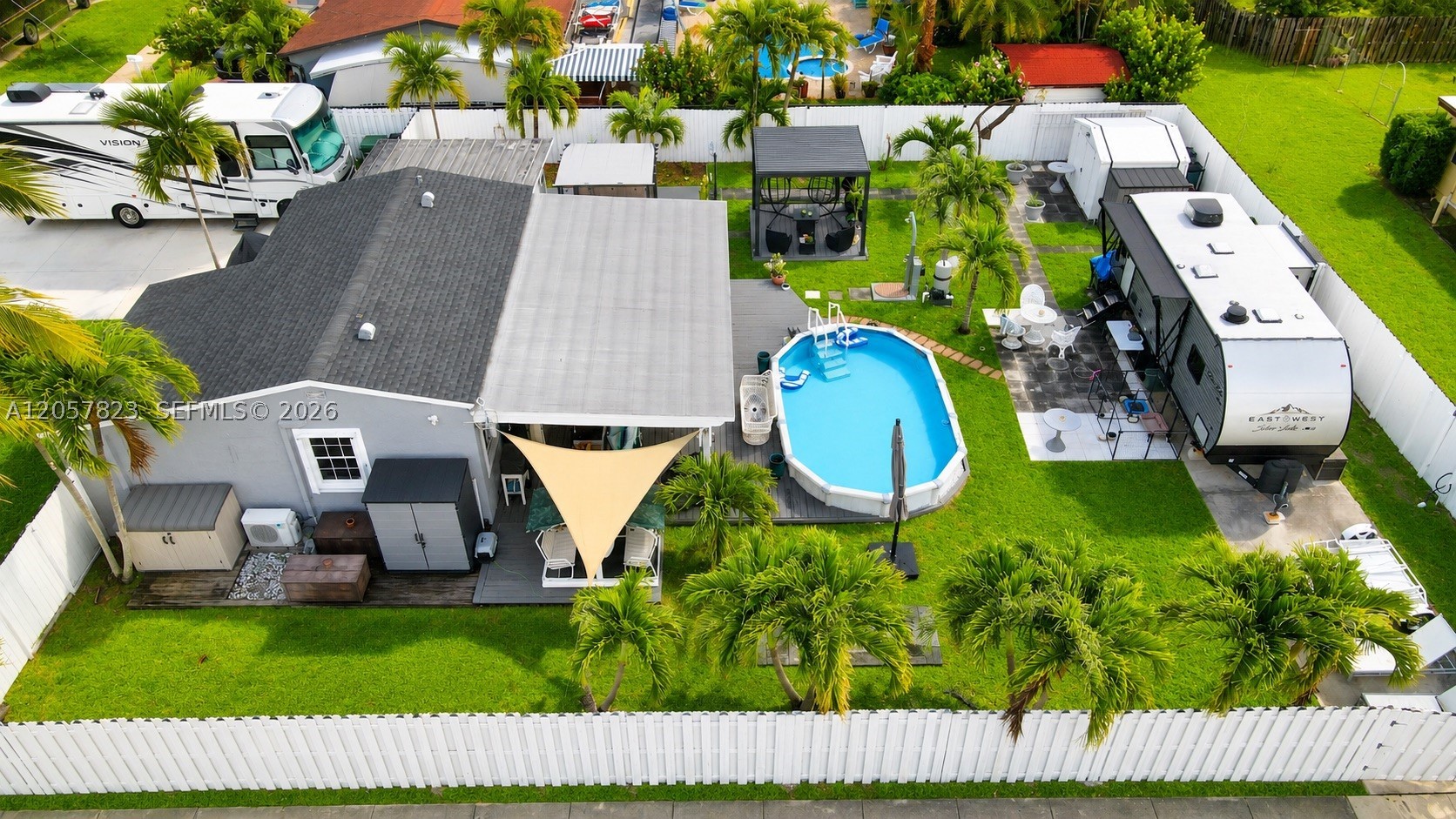 HALLANDALE BY THE SEA - Residential