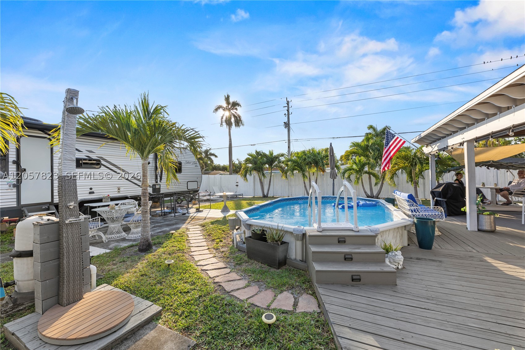 HALLANDALE BY THE SEA - Residential