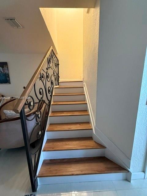 AQUABELLA SECTION ONE - Residential