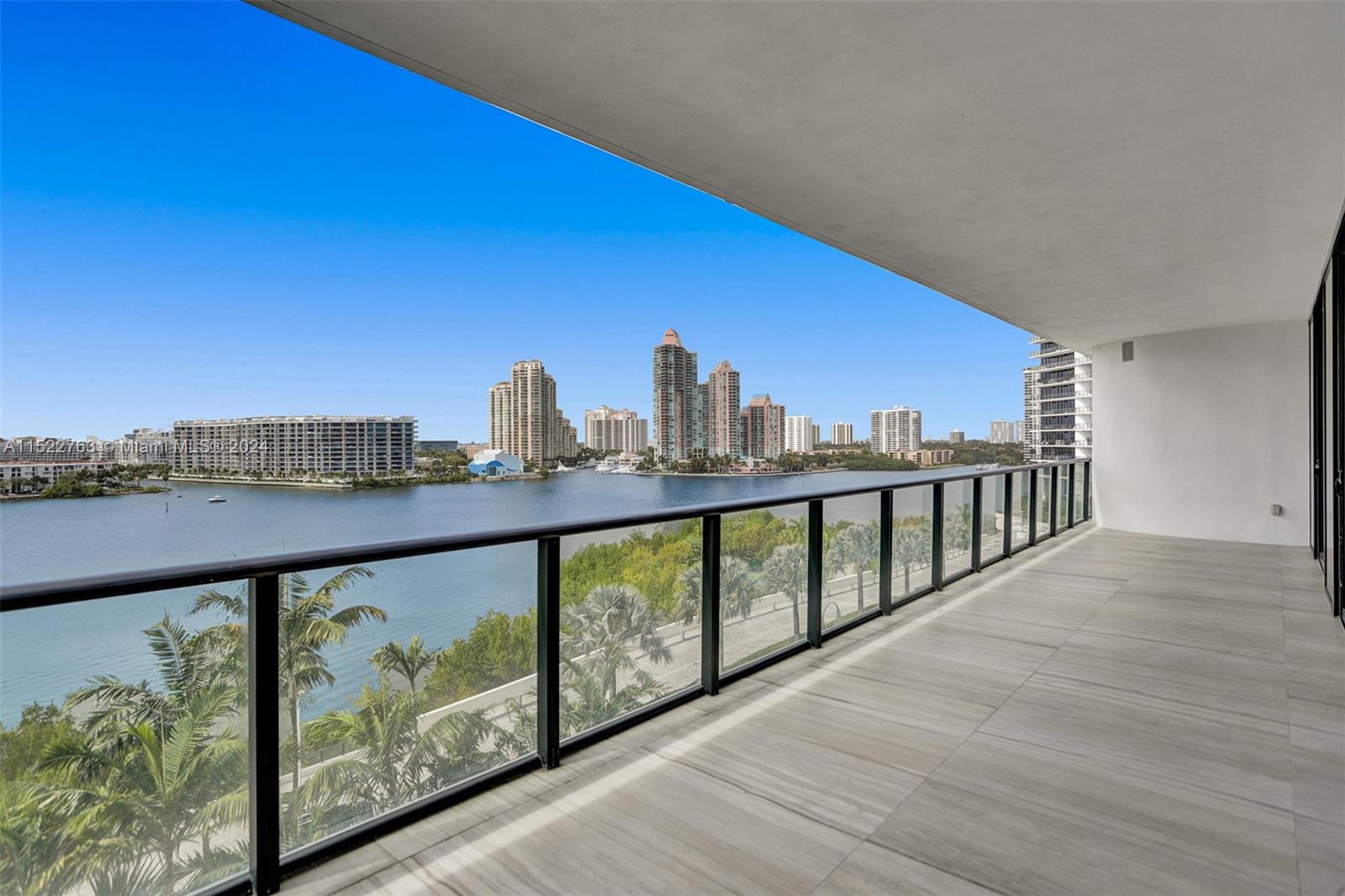 PRIVE CONDO - Residential Lease