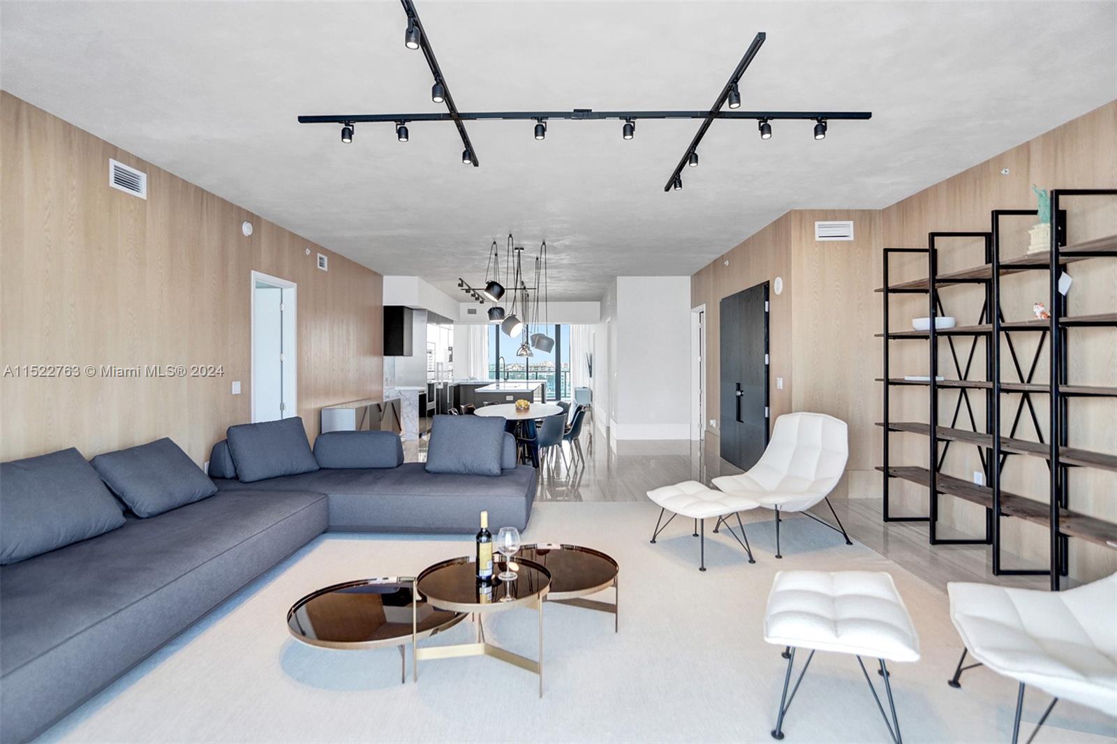PRIVE CONDO - Residential Lease
