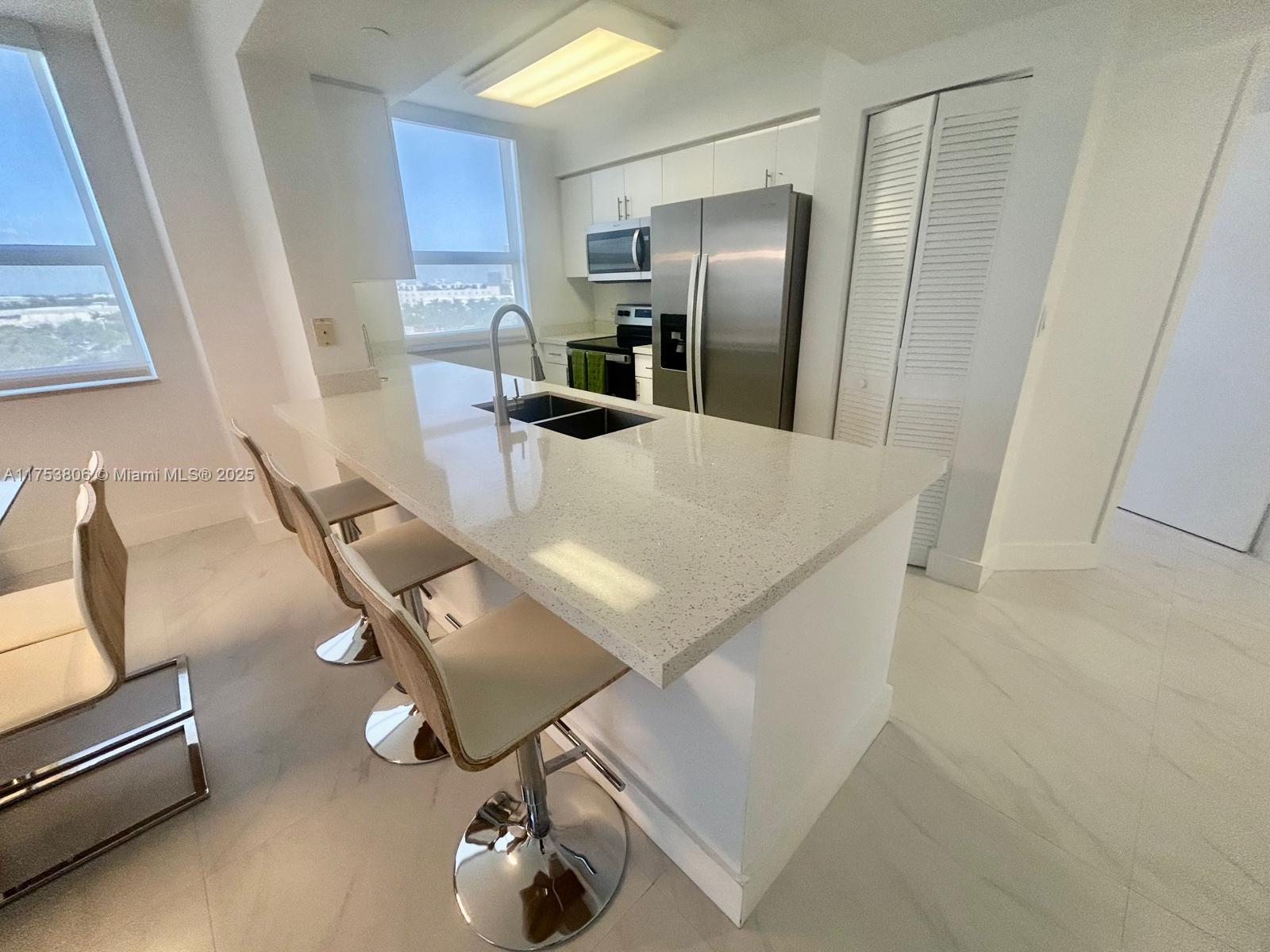 TURNBERRY ON THE GREEN - Residential