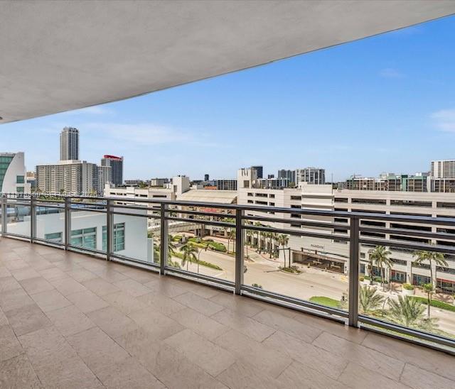 DIPLOMAT OCEANFRONT RESID - Residential