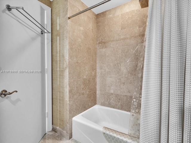 DIPLOMAT OCEANFRONT RESID - Residential