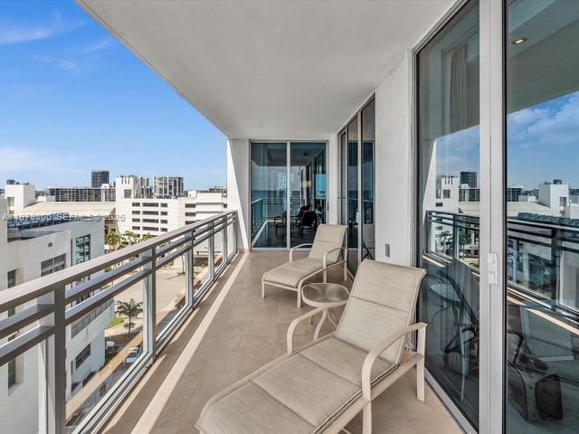 DIPLOMAT OCEANFRONT RESID - Residential