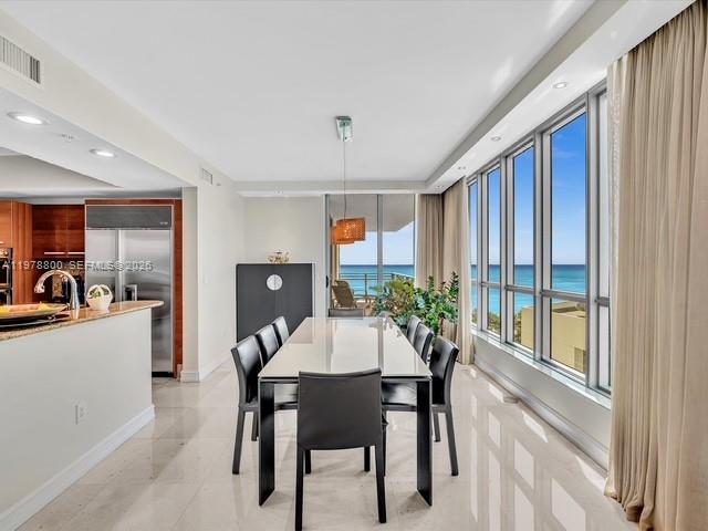 DIPLOMAT OCEANFRONT RESID - Residential