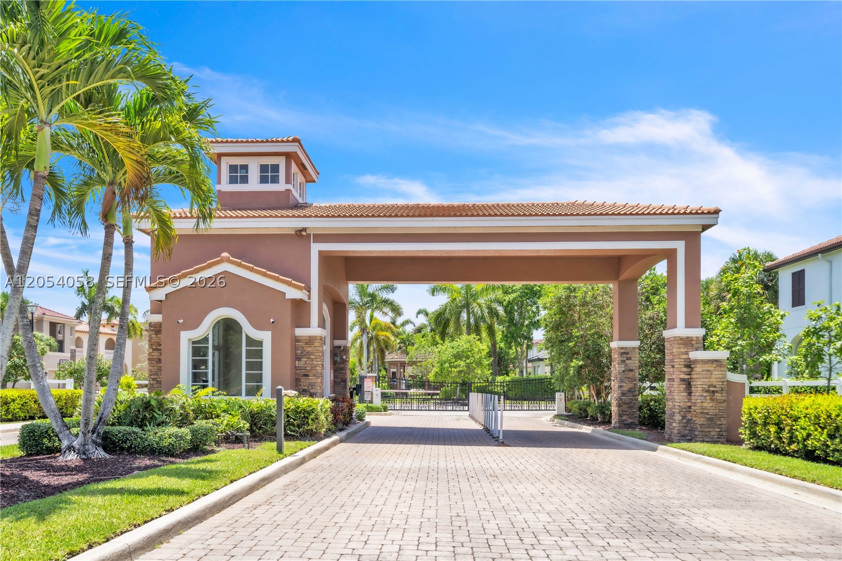 SAN MELLINA - Residential