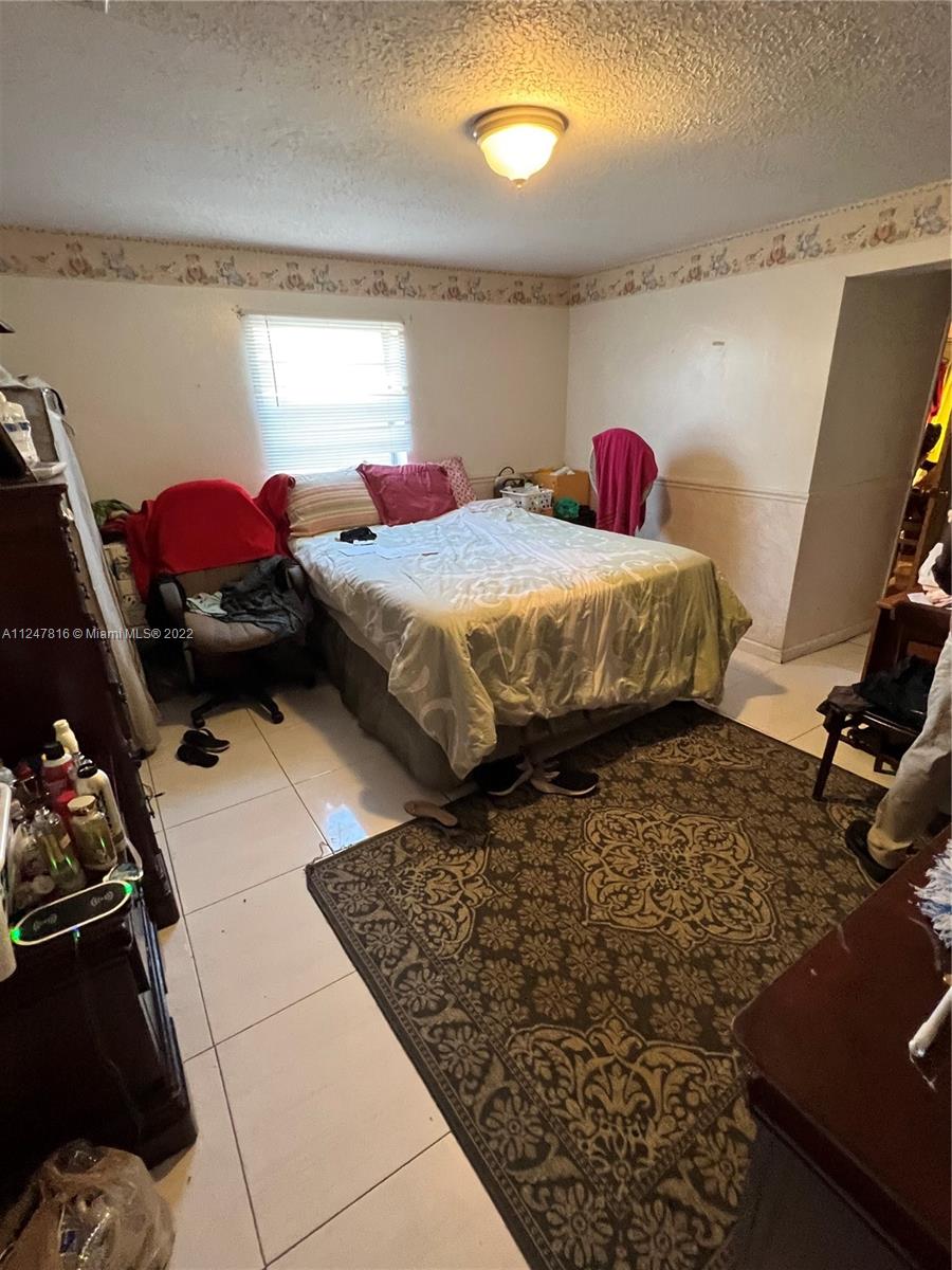 PLAYLAND ISLES - Residential