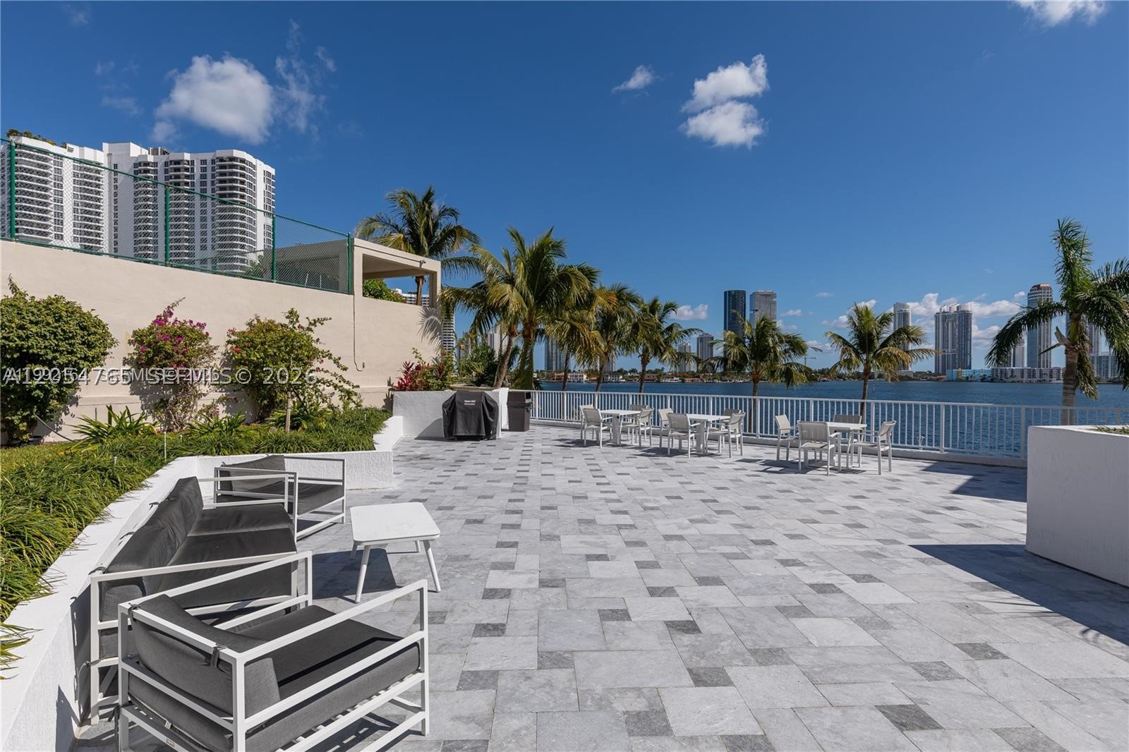 100 HIDDEN BAY CONDO - Residential Lease