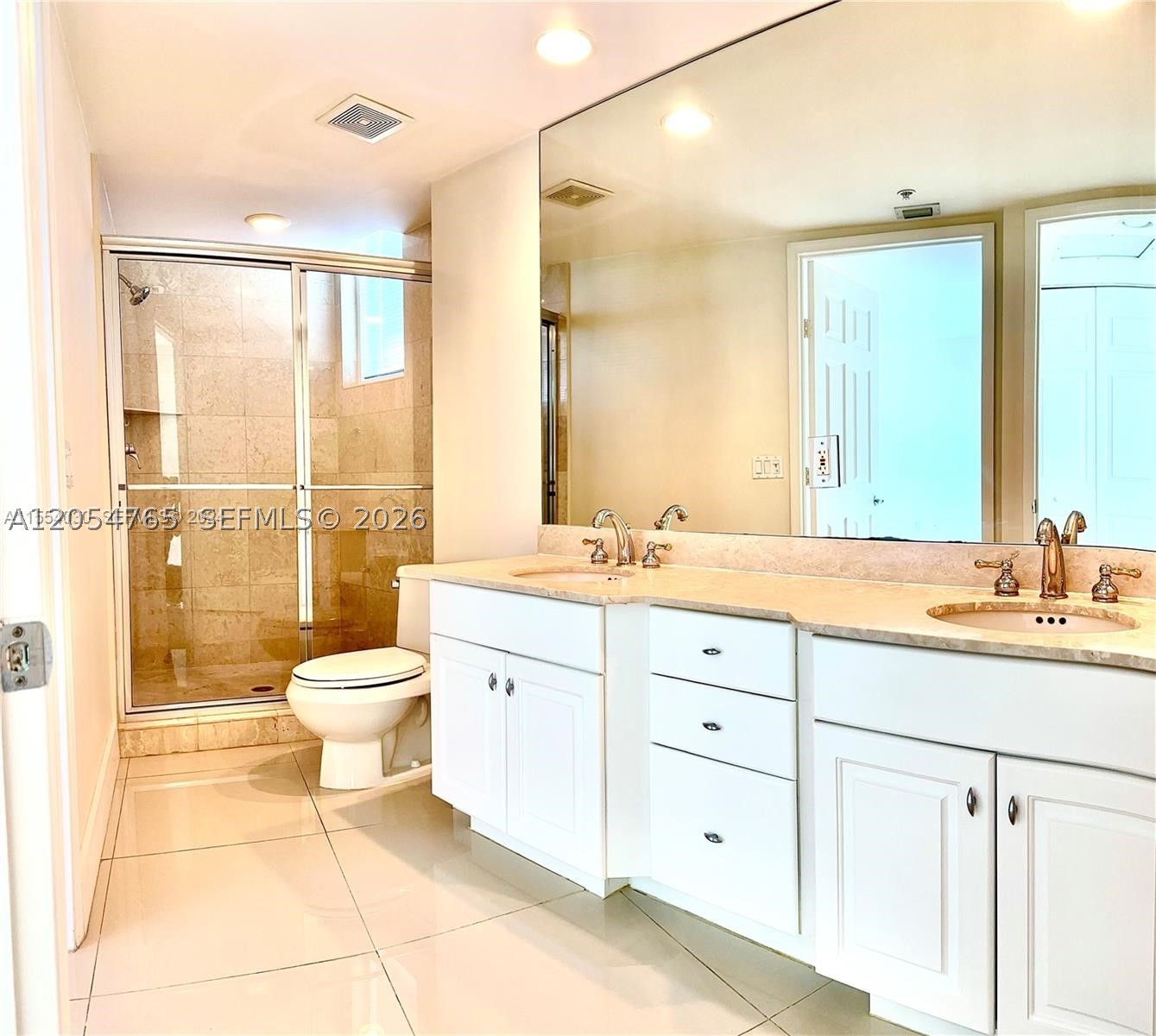 100 HIDDEN BAY CONDO - Residential Lease