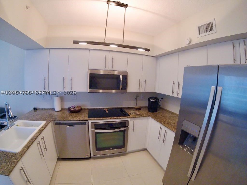 100 HIDDEN BAY CONDO - Residential Lease