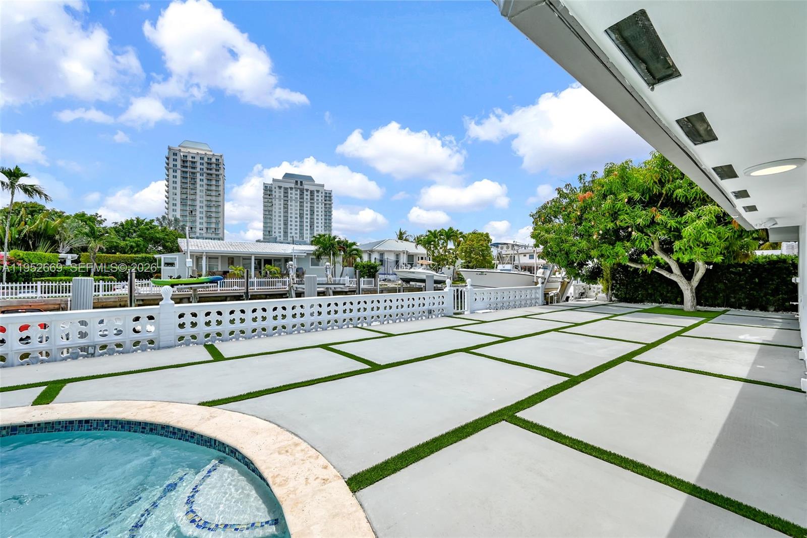 BAY CREST SEC 3 - Residential