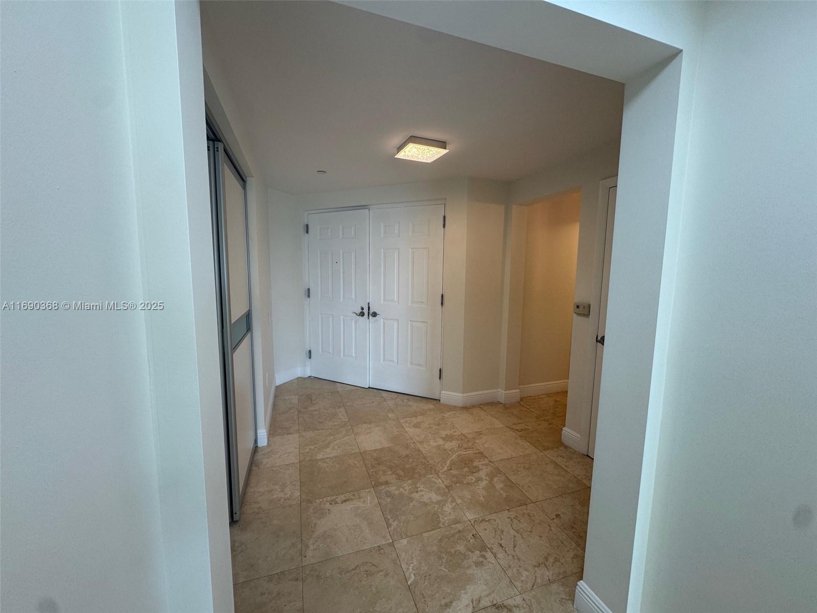 AVENTURA MARINA II - Residential