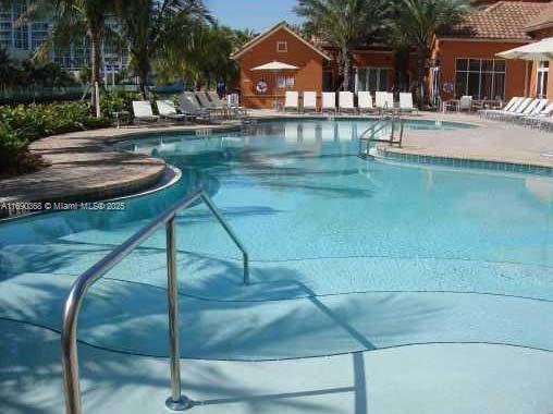 AVENTURA MARINA II - Residential