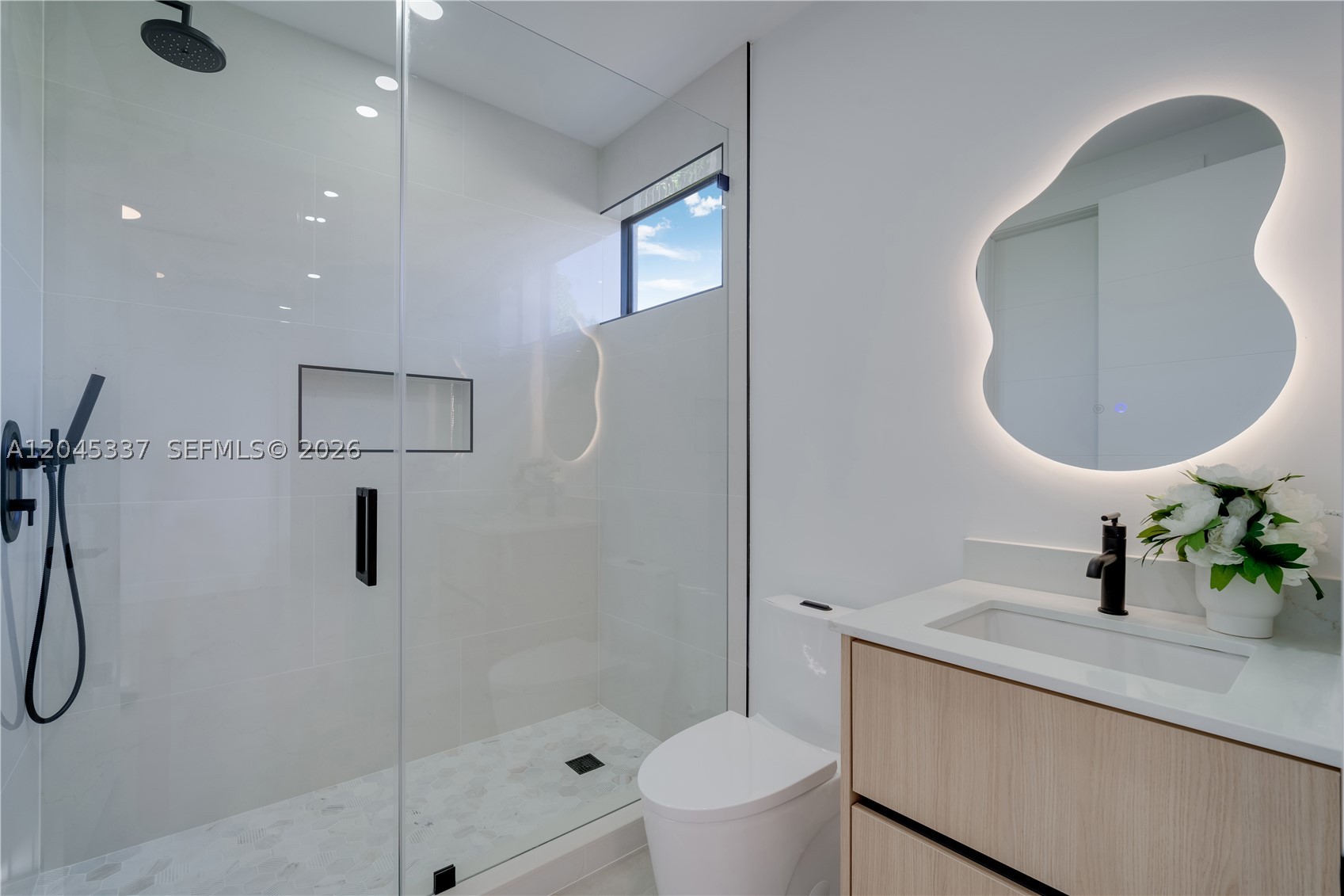 FAIRLAWN ESTATES - Residential