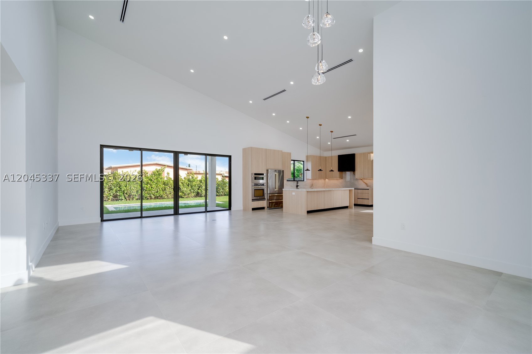 FAIRLAWN ESTATES - Residential