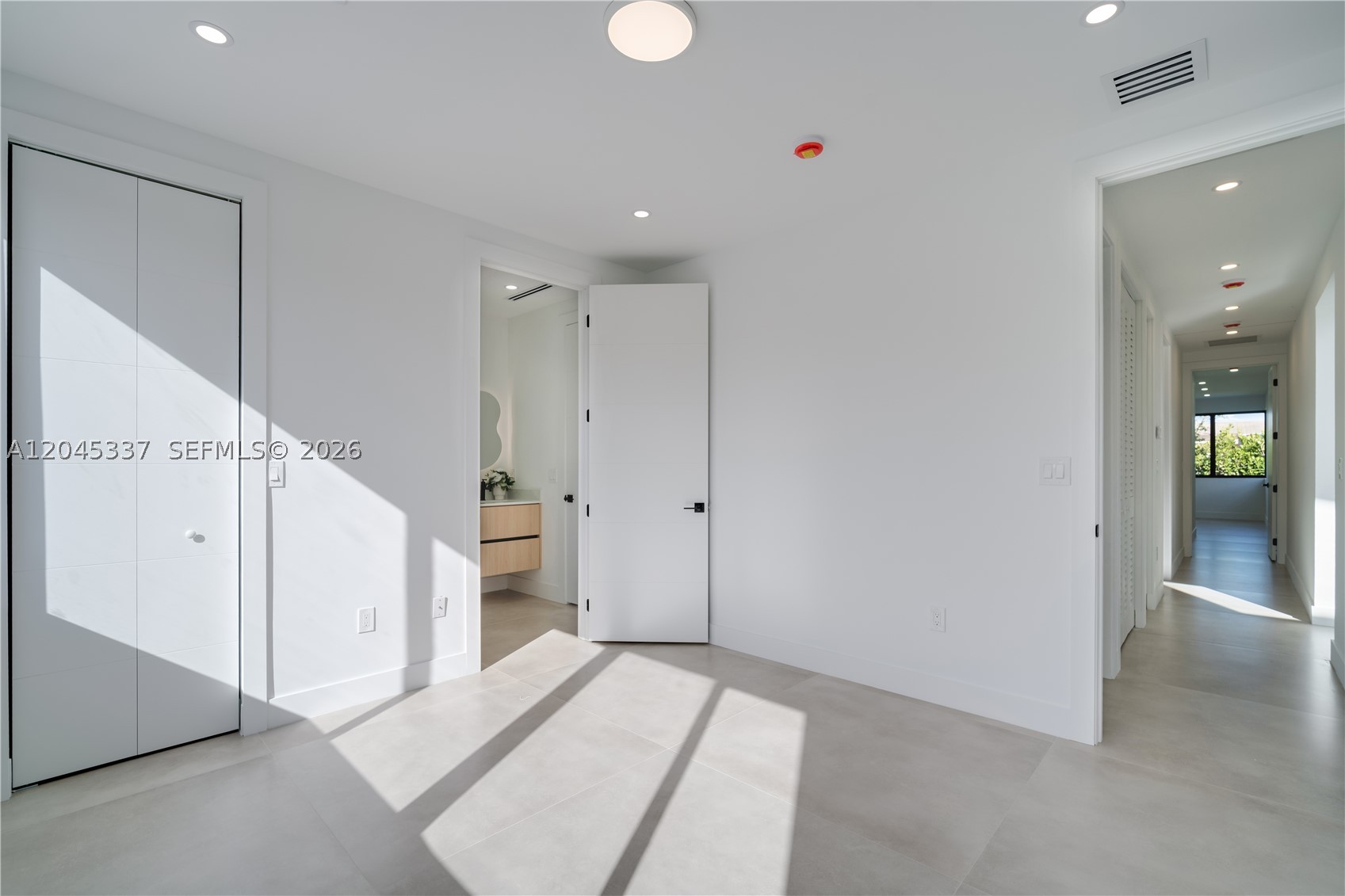 FAIRLAWN ESTATES - Residential