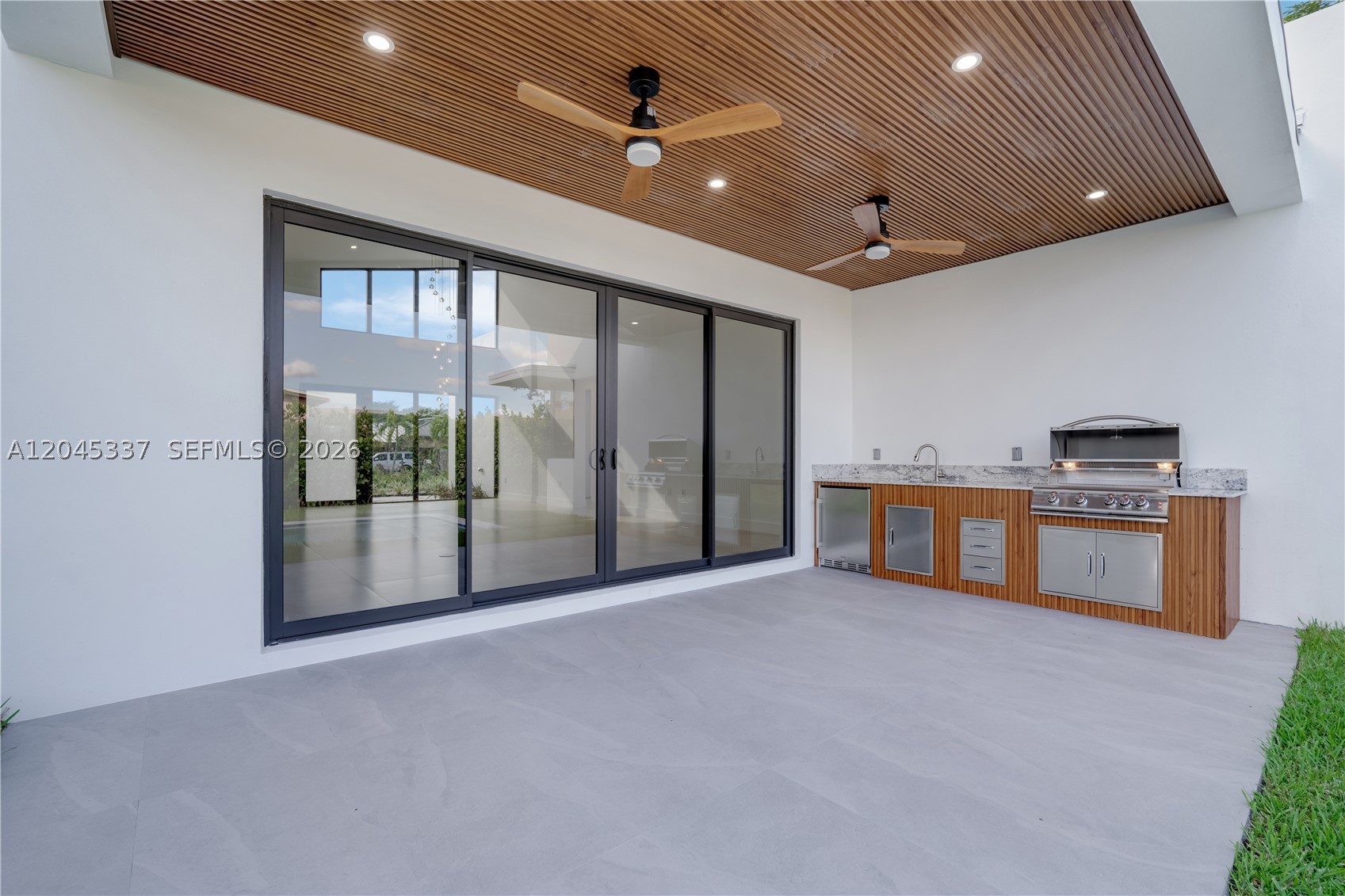 FAIRLAWN ESTATES - Residential