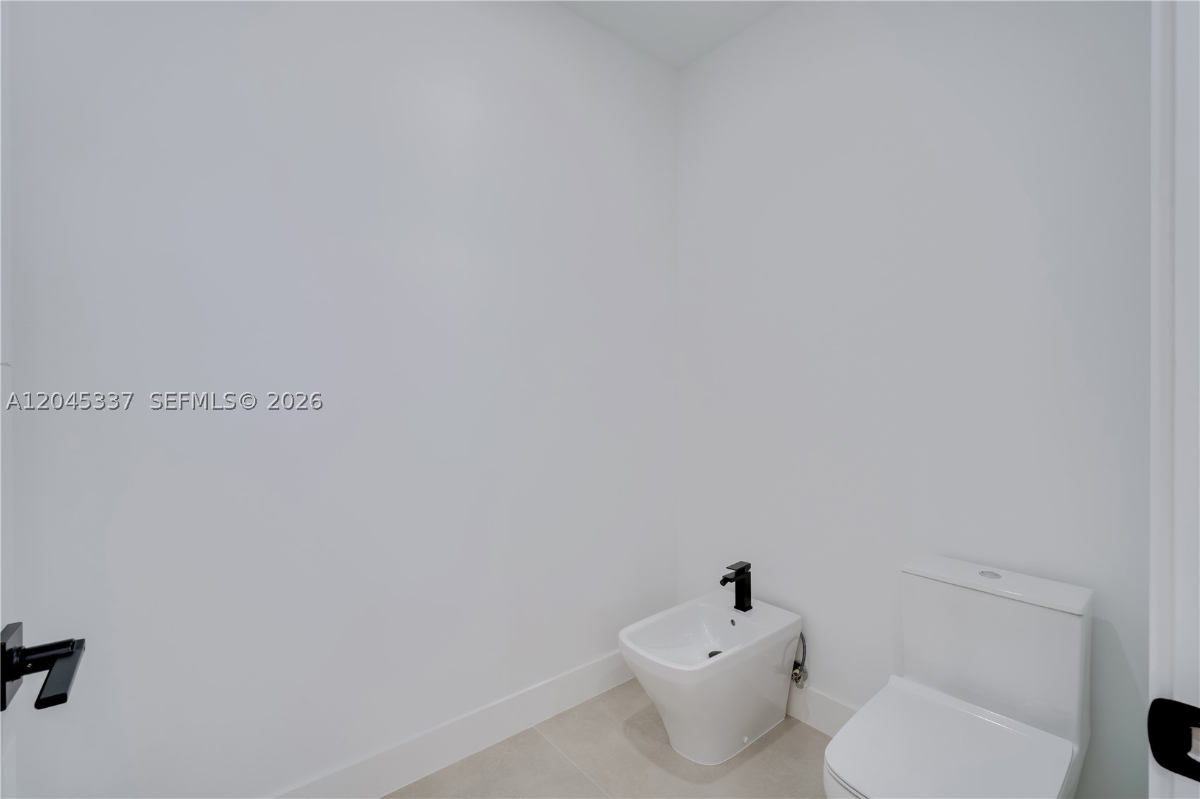 FAIRLAWN ESTATES - Residential