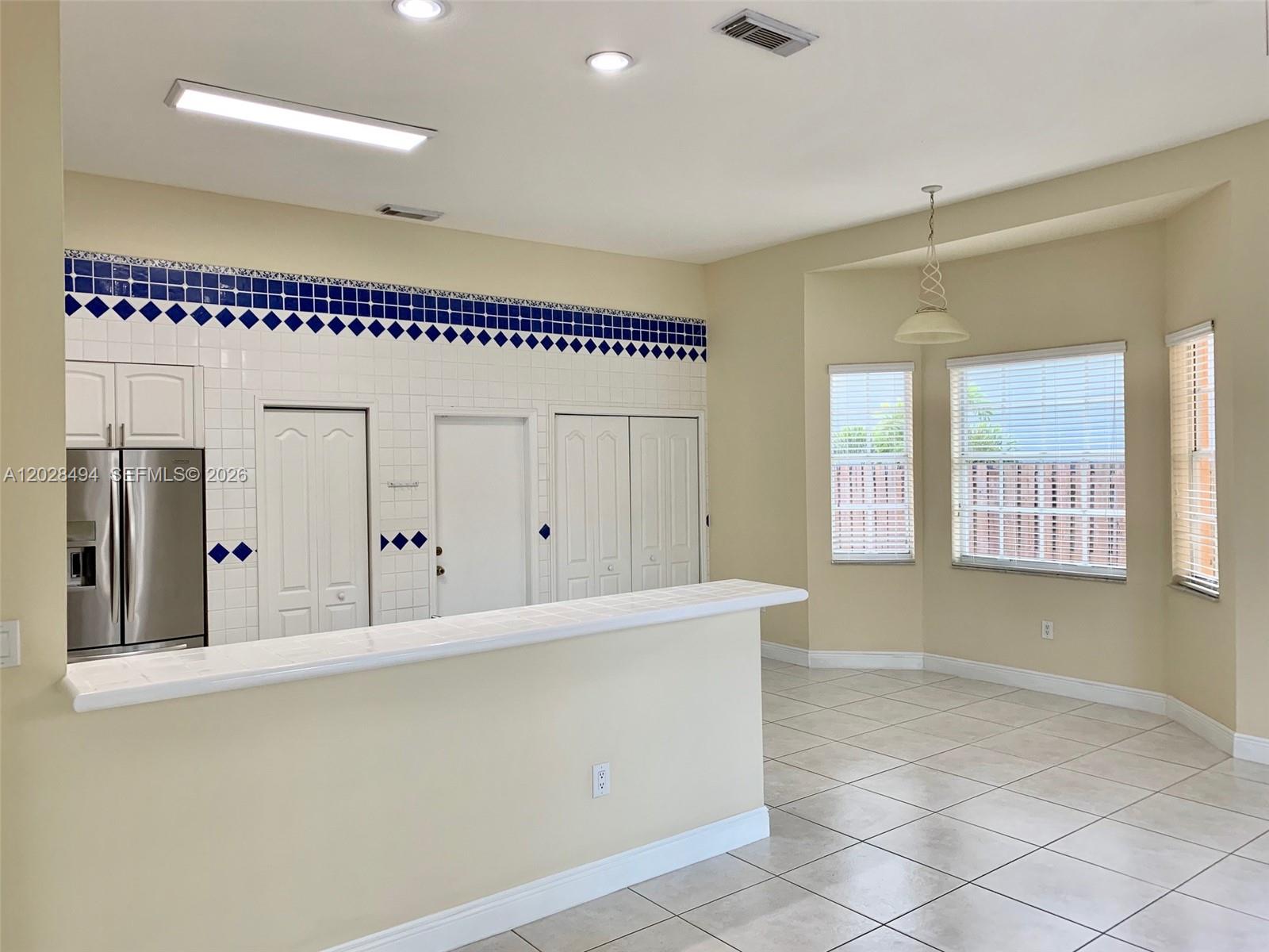 GARDEN HILLS SUB - Residential Lease